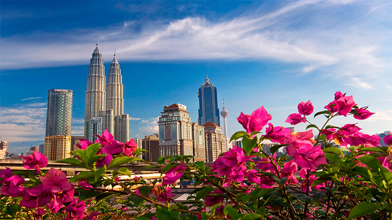 БИЛЕТ В МЕЖДУНАРОДНОЕ БУДУЩЕЕ — УЖЕ 16 АПРЕЛЯ!